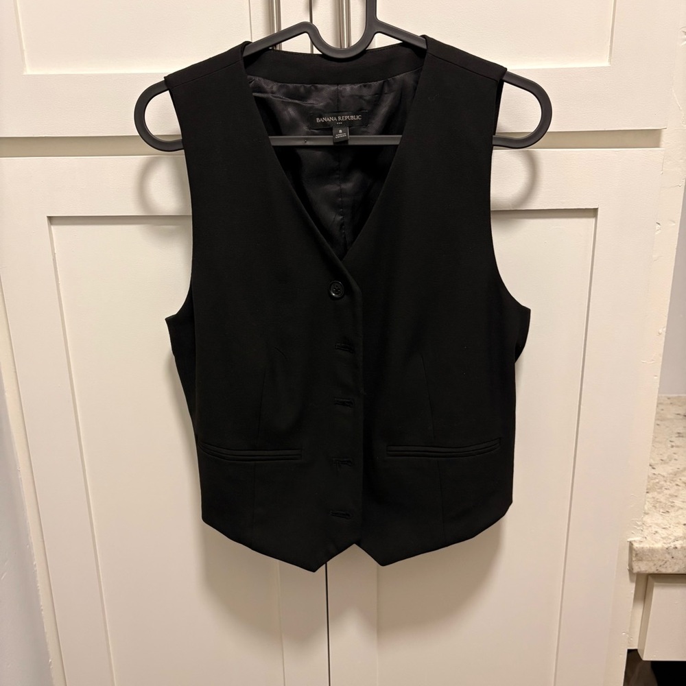 Banana Republic Women's Classic Black Vest